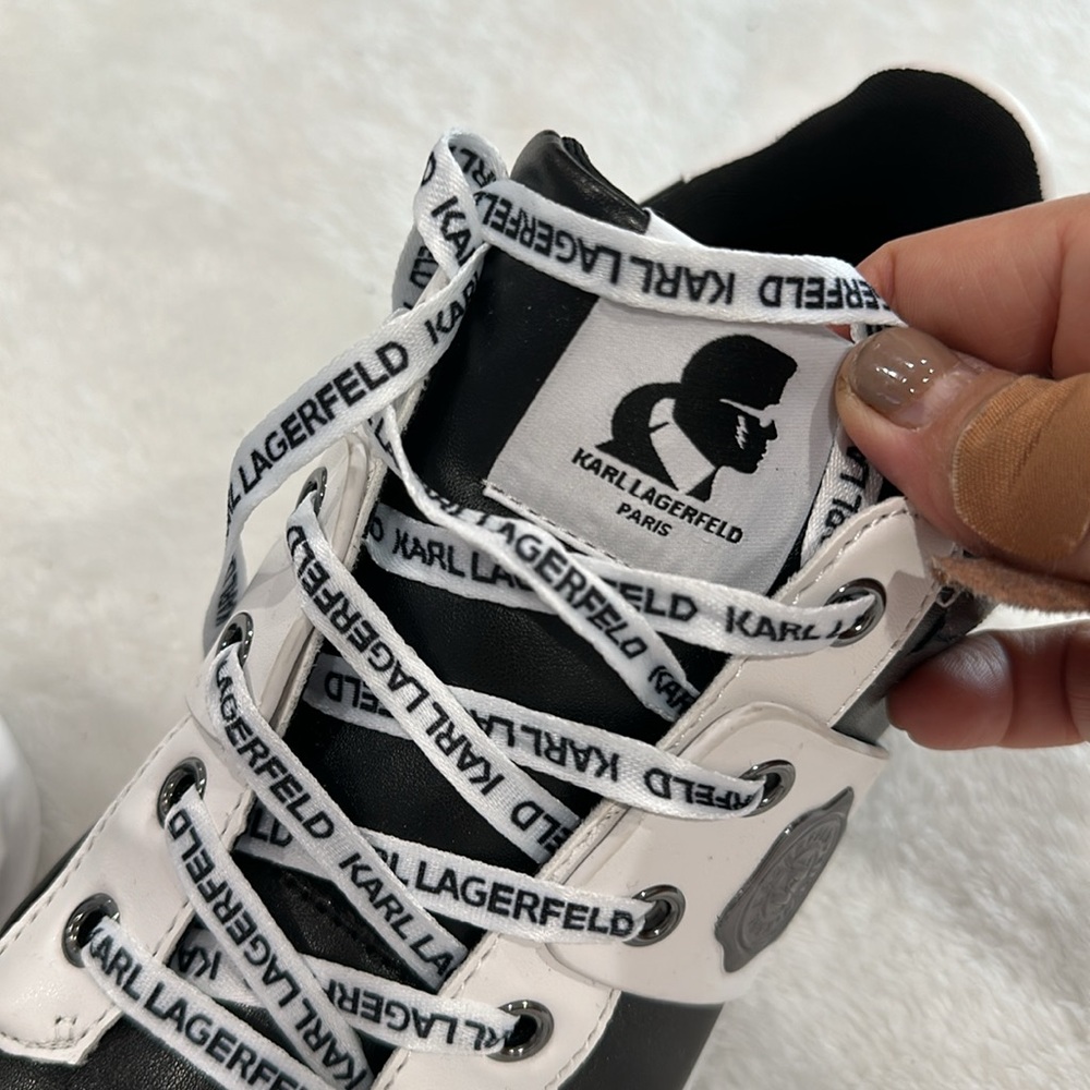 Karl Lagerfeld beautiful sneakers size 8.5 - Picture 10 of 10